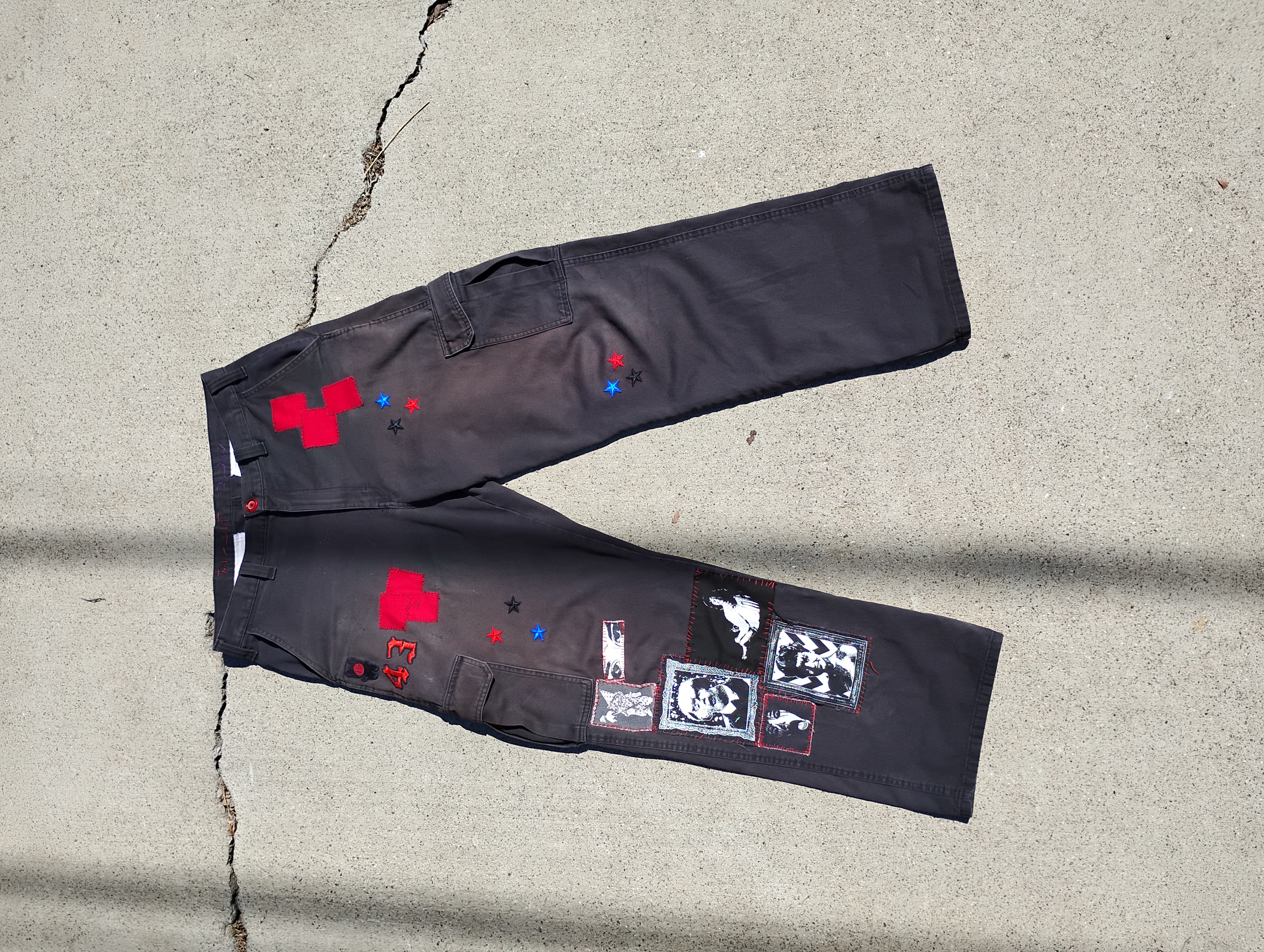 https://blowbackwhitney.com/horrorjeans.jpg